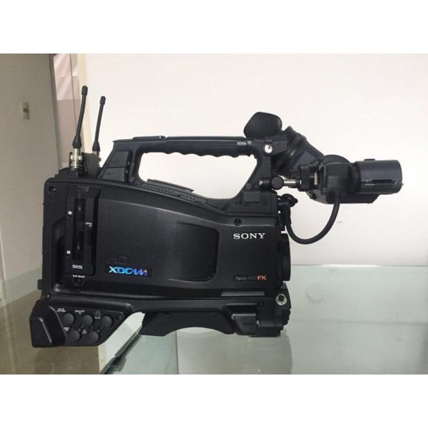 Sony PMW-500 2/3" Solid State Memory Camcorder with VF No Lens Great Deal!
